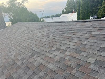 Expert Asphalt Shingle Roof Repair Project
